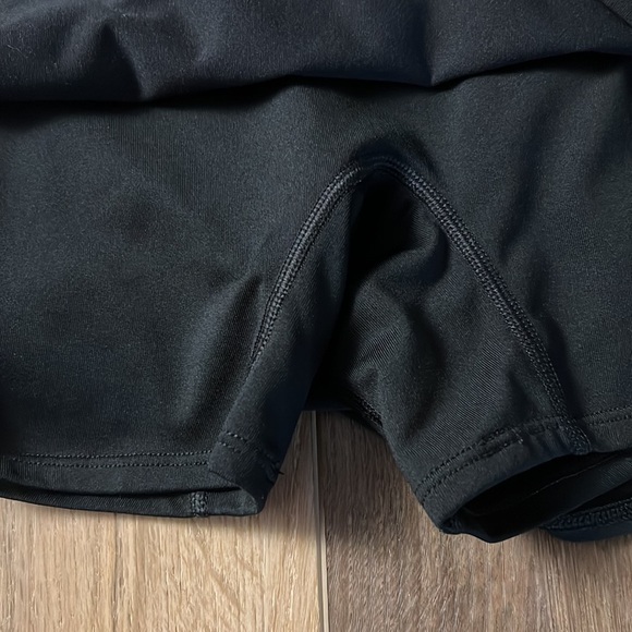 Nike Dri Fit black with white stripes Skort size X small - Picture 6 of 6